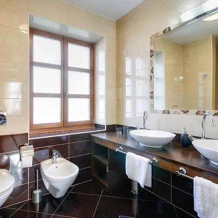 In Golas With Private Pool *