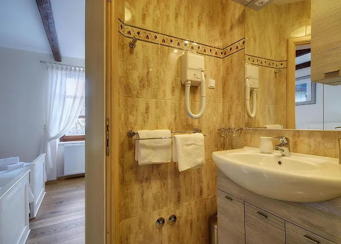بيت للعطل In Golas With Private Pool