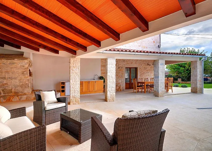 بيت للعطل In Golas With Private Pool