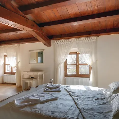 In Golas With Private Pool